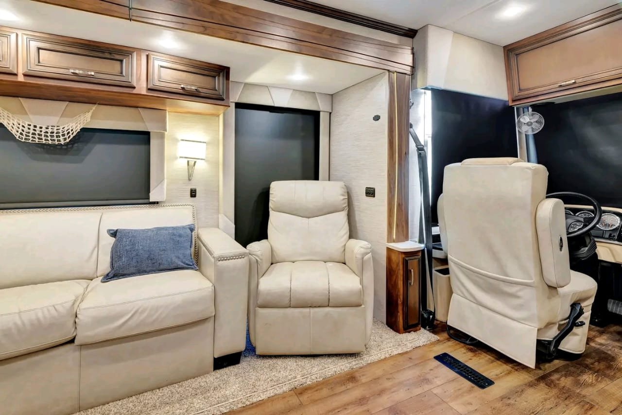 Convertible sofa and dinette sleeping options in Newmar Canyon Star