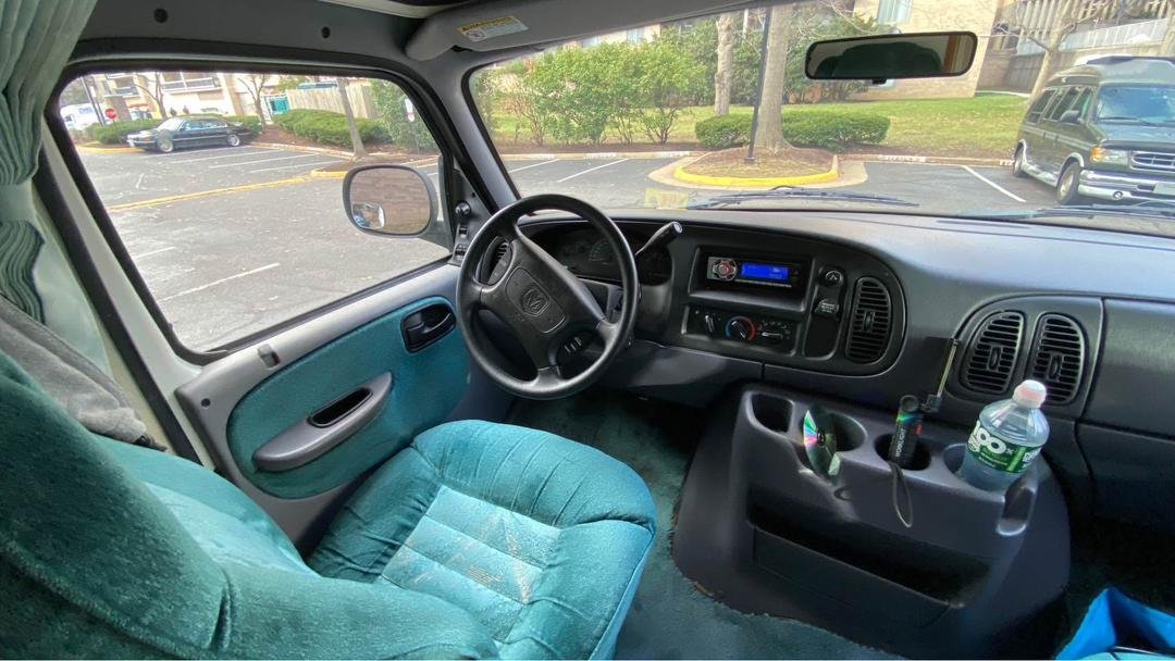 Driver cockpit seating area of Leisure Travel