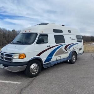 Front exterior view of 2002 Xplorer 230XLW Wide Body camper van