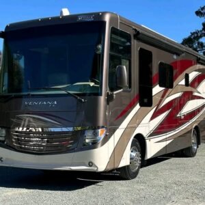 Driver side angled view of 2020 Newmar Canyon Star