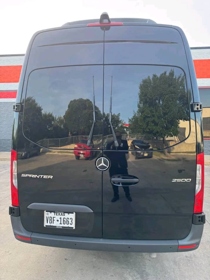 Rear exterior view of Sprinter 2500 passenger van