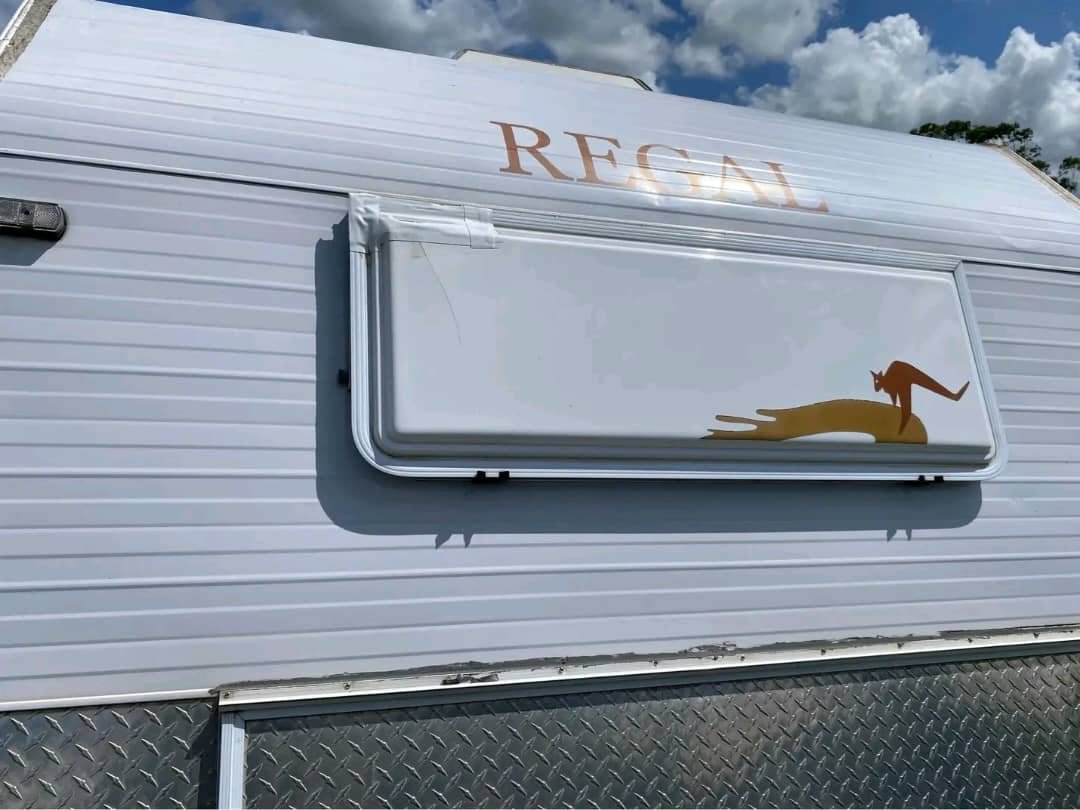 Rear exterior view of Regent 22ft caravan