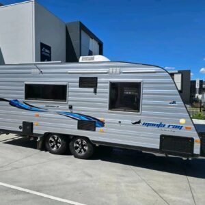 Semi-offroad chassis underbody construction