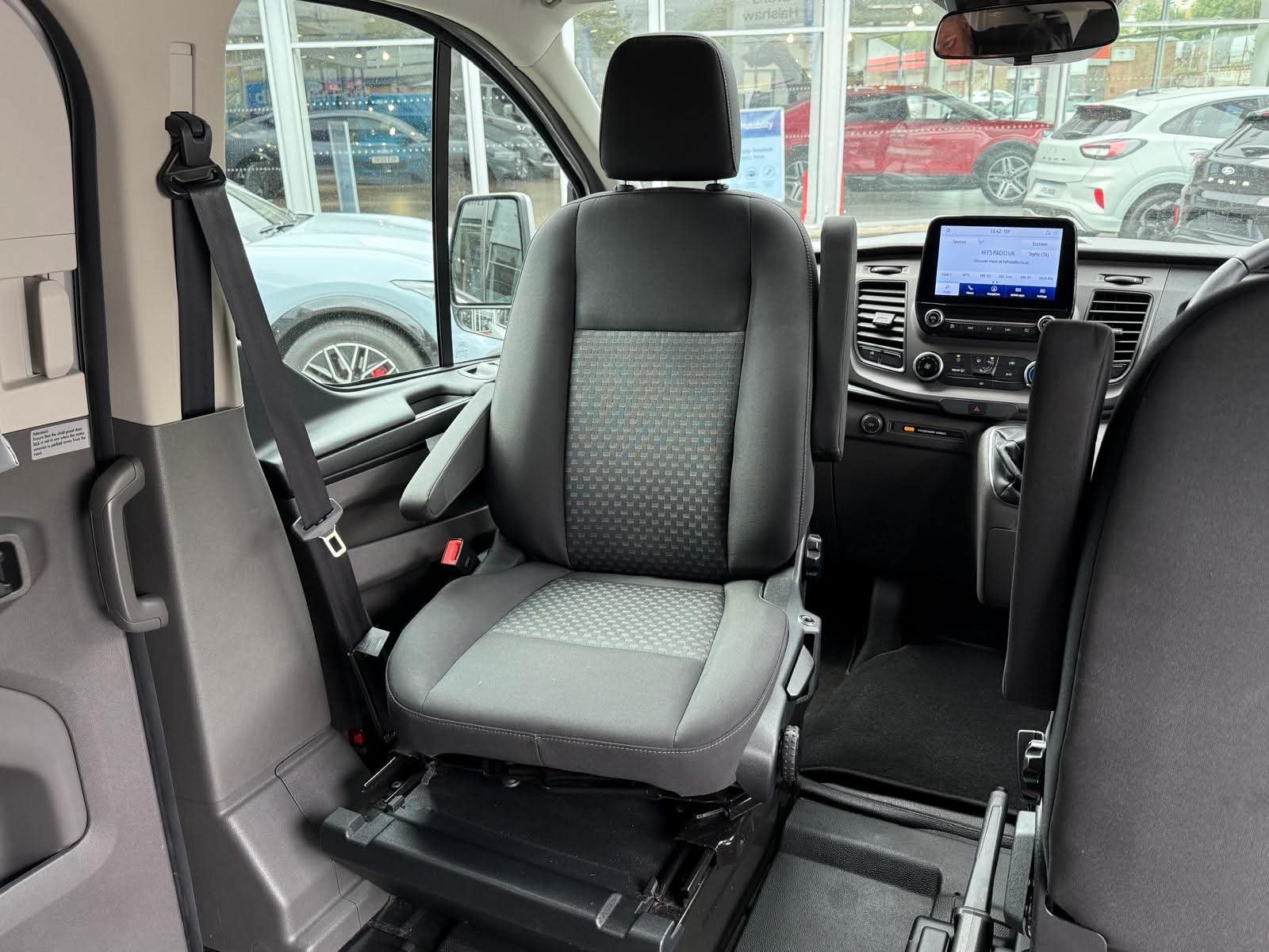Swiveling driver and passenger seats in the 2025 Next-Gen Nugget campervan