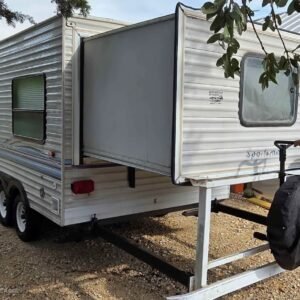 fifth wheel rv with front living room