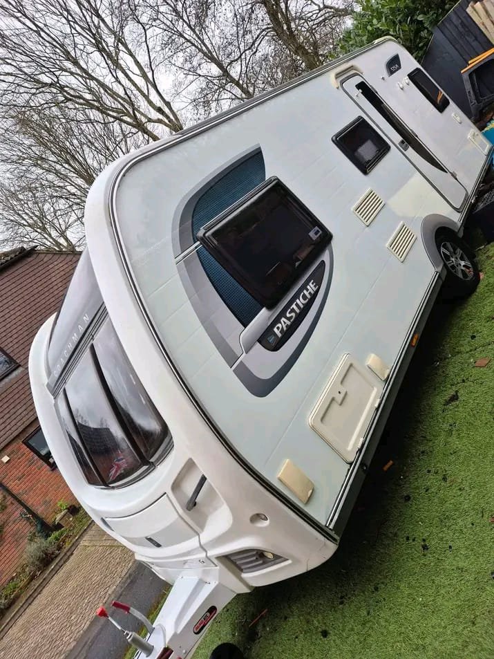 2013 Coachman Pastiche 525/4 touring caravan