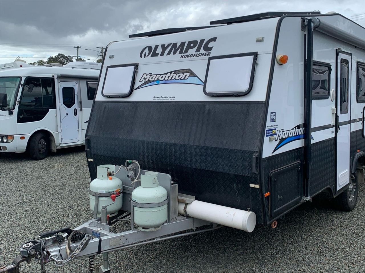 DO-35 off-road coupling on Olympic Kingfisher Marathon caravan
