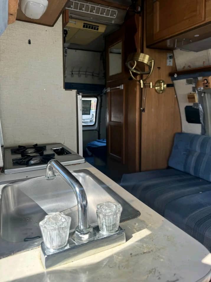 Kitchen layout in Ford Econoline E250 camper