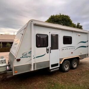 Side view of 2006jayco travel trailer​