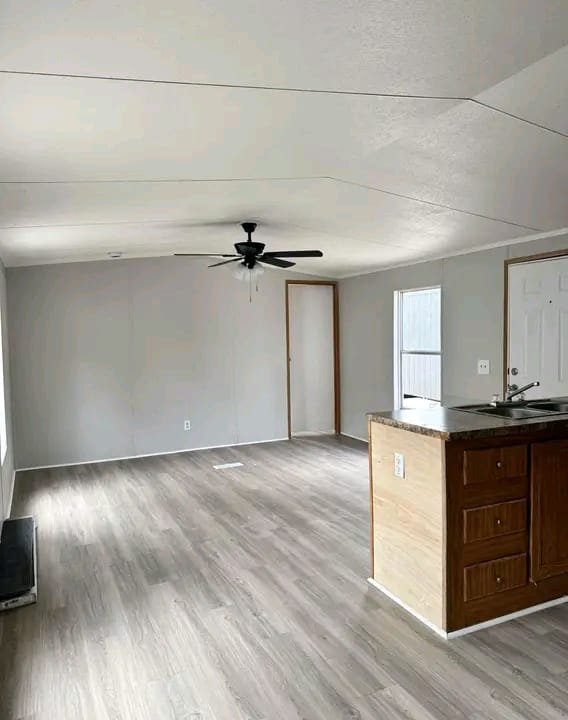 Vaulted ceiling detail in single wide manufactured home