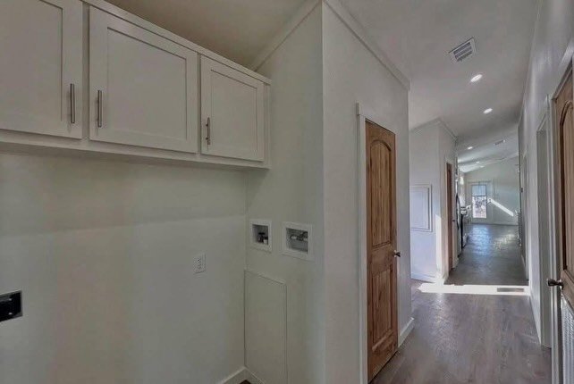 Primary bedroom inside Platinum manufactured home